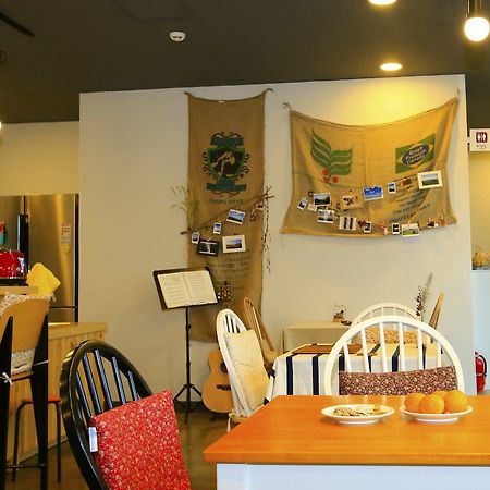 Dongdong Guesthouse เมืองเชจู ภายนอก รูปภาพ