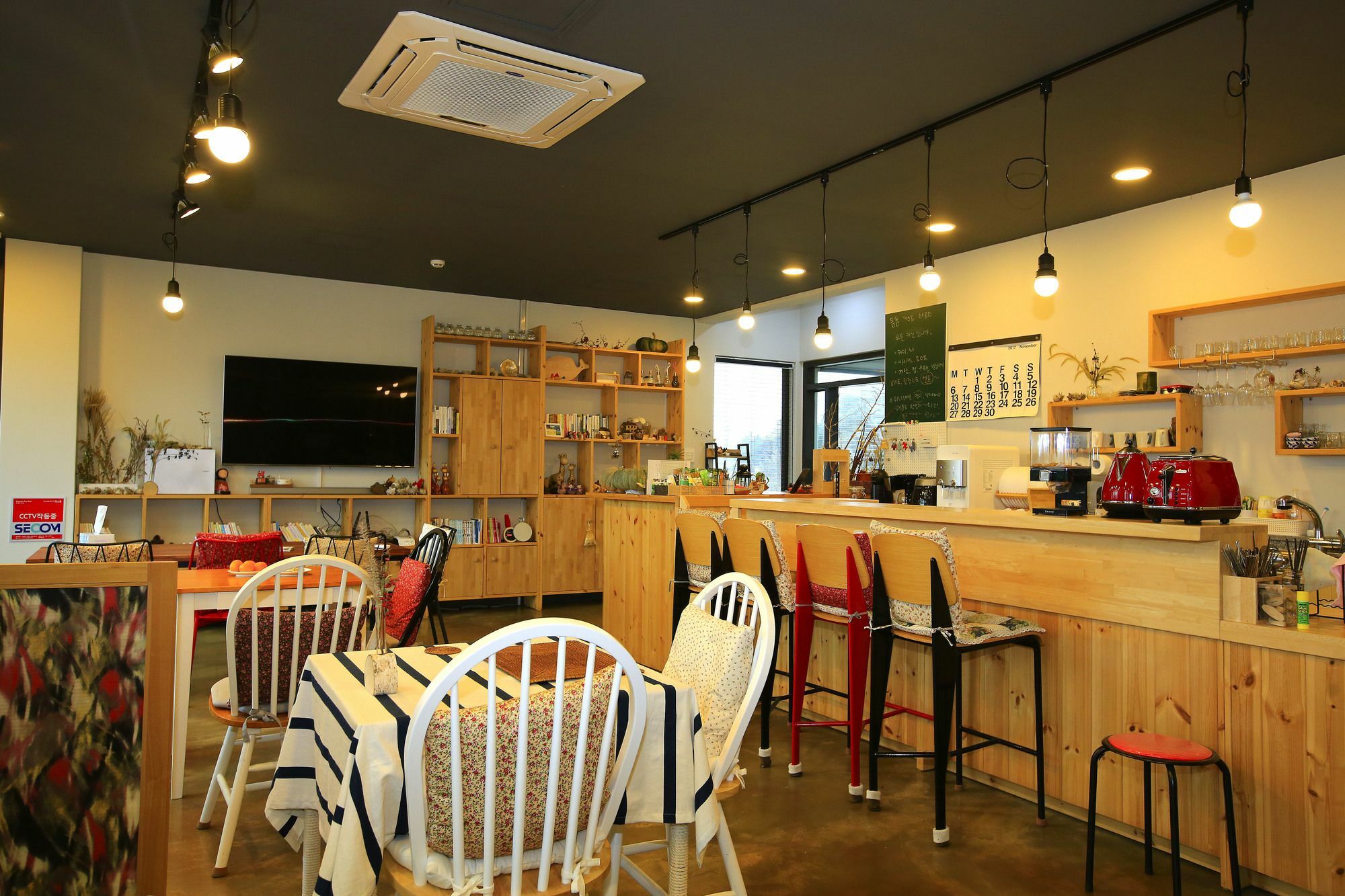 Dongdong Guesthouse เมืองเชจู ภายนอก รูปภาพ